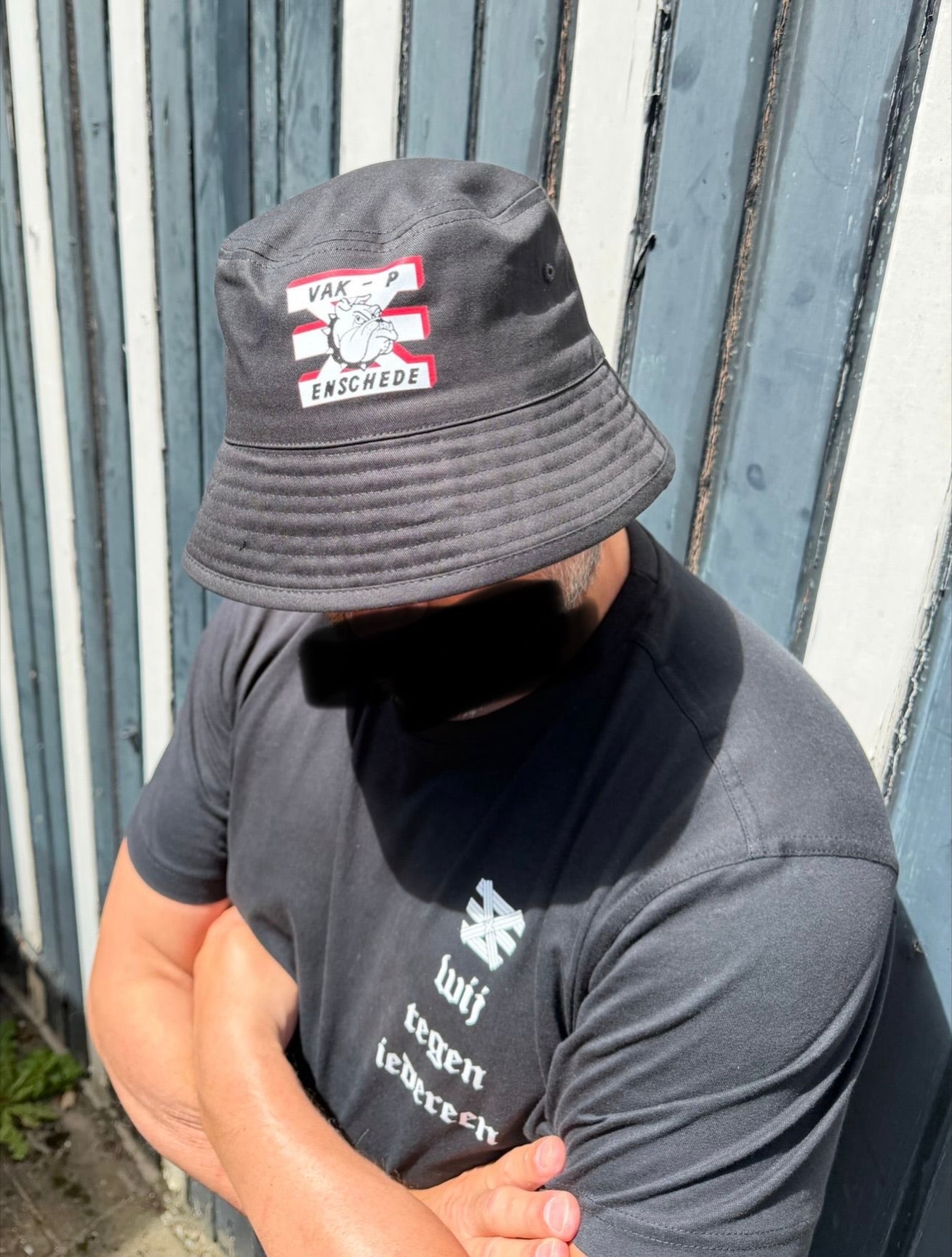Bucket hat