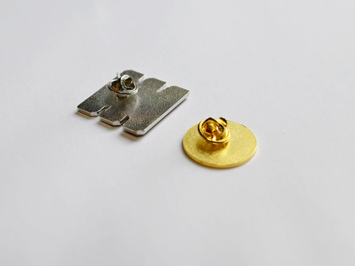 Pins - set van 2