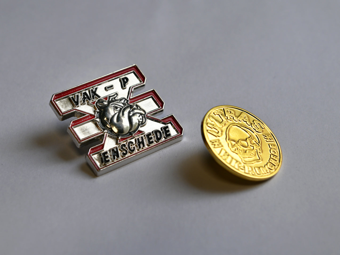 Pins - set van 2